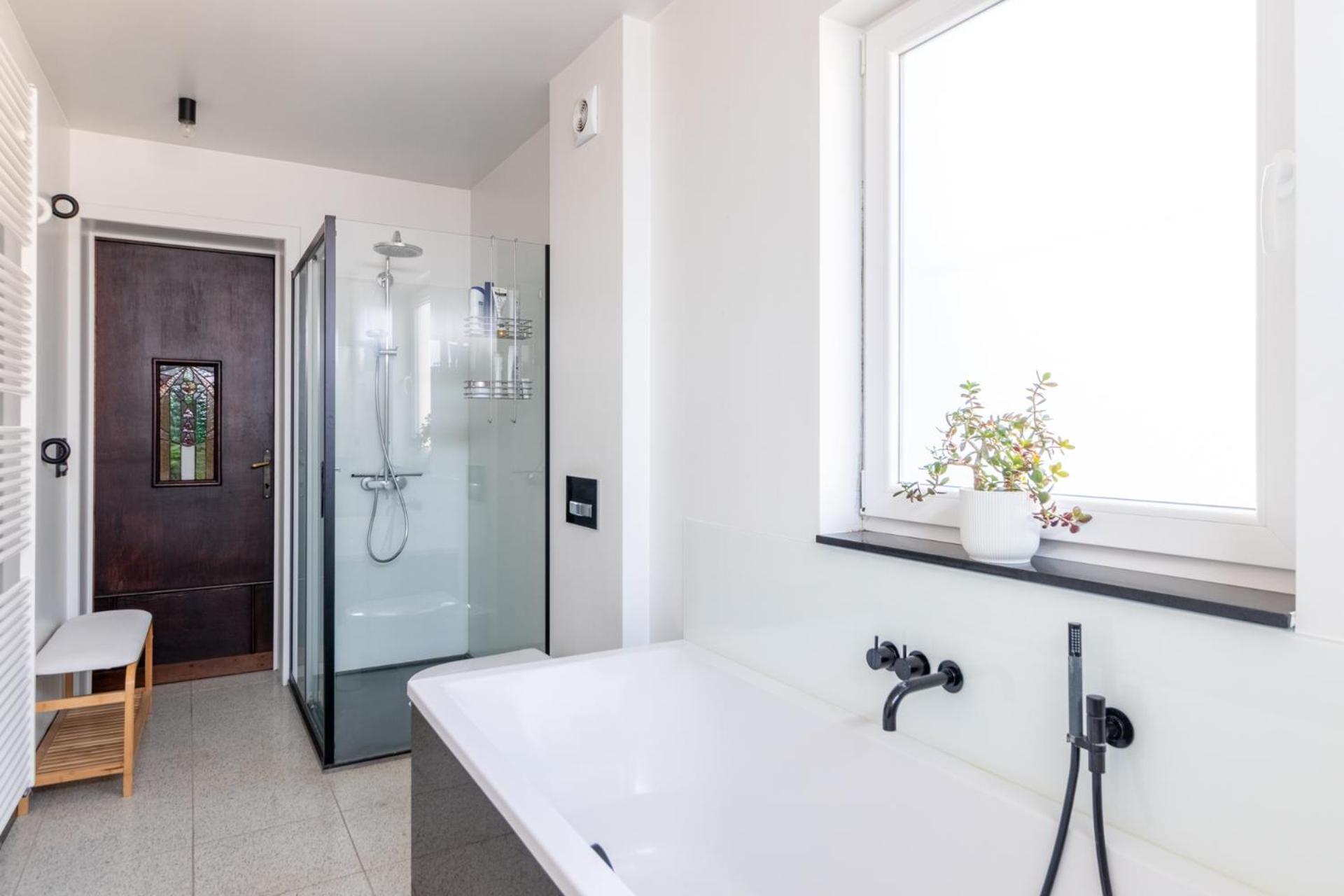 Guesthouse Private Studio Nearby Old Town Гент Экстерьер фото